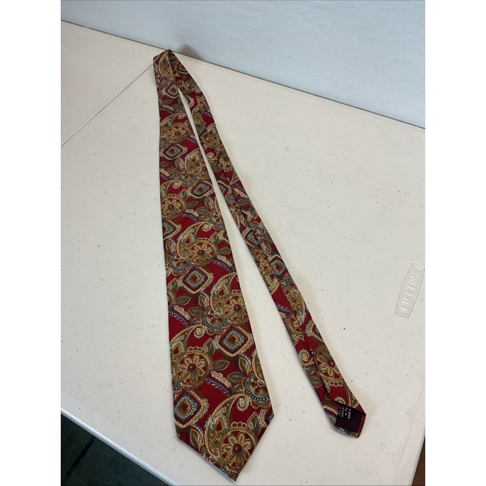 Christian Dior Monsieur Mens Tie Classic Paisley Made In USA-SILK Wove ITALY